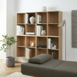 Mistral classic Bokhylla med 4 moduler med vardera 4 fack i ekfanér