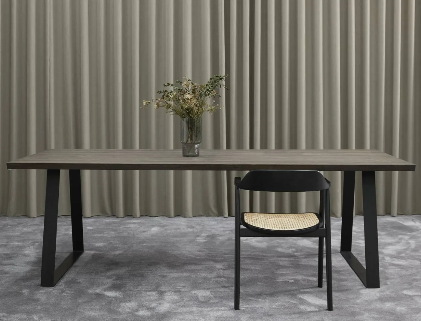 Timber Matbord 240 x 100 x 75 cm