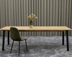 True Matbord 240 x 95 x 75 cm